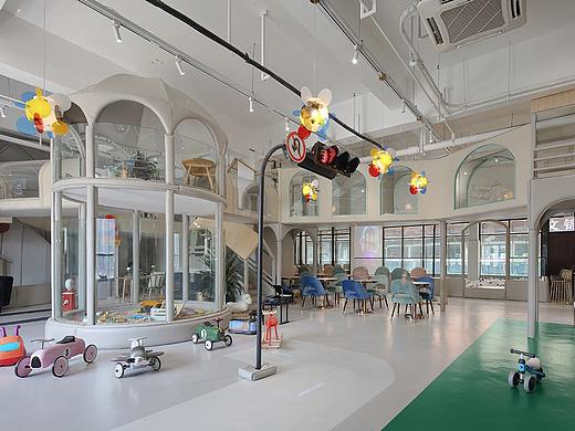 一米堡 · 亲子餐厅 | 无中生有设计