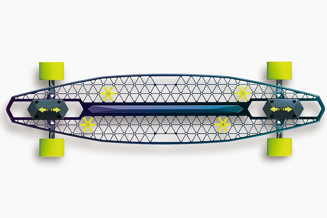 这块滑板用的材料少于一半,但强度是原来的两倍多