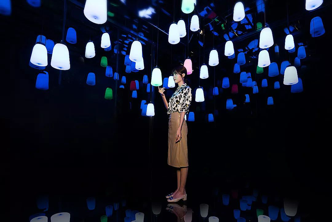 武汉网红呼吸灯（图ZMjA2NzcyNTEy） - 其他 - 站酷设计师TMTT全息光影原创素材 - 站酷ZCOOL