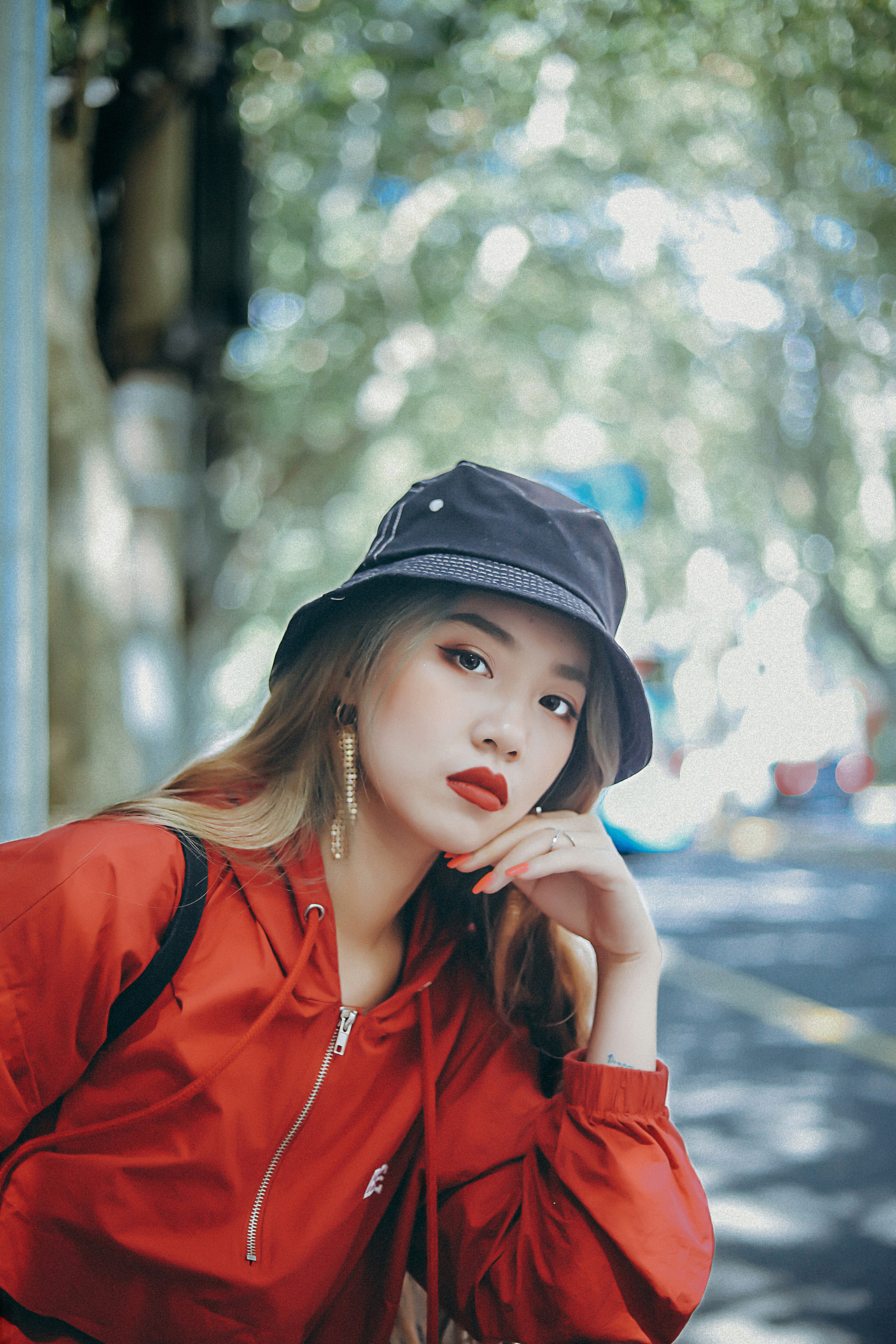 《街上，梧桐树的记忆》（图ZMTk2MzE2NjE2） - 人像摄影 - 站酷设计师SUNSUN春春桑原创素材 - 站酷ZCOOL