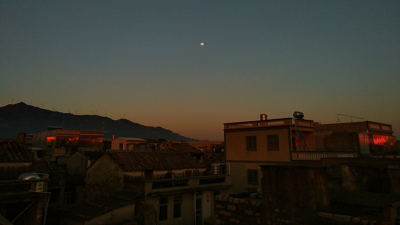 手機攝影—景（圖ZMTU3NTA4MTgw） - 人文/紀實攝影 - 站酷設(shè)計師走過綠意原創(chuàng)素材 - 站酷ZCOOL