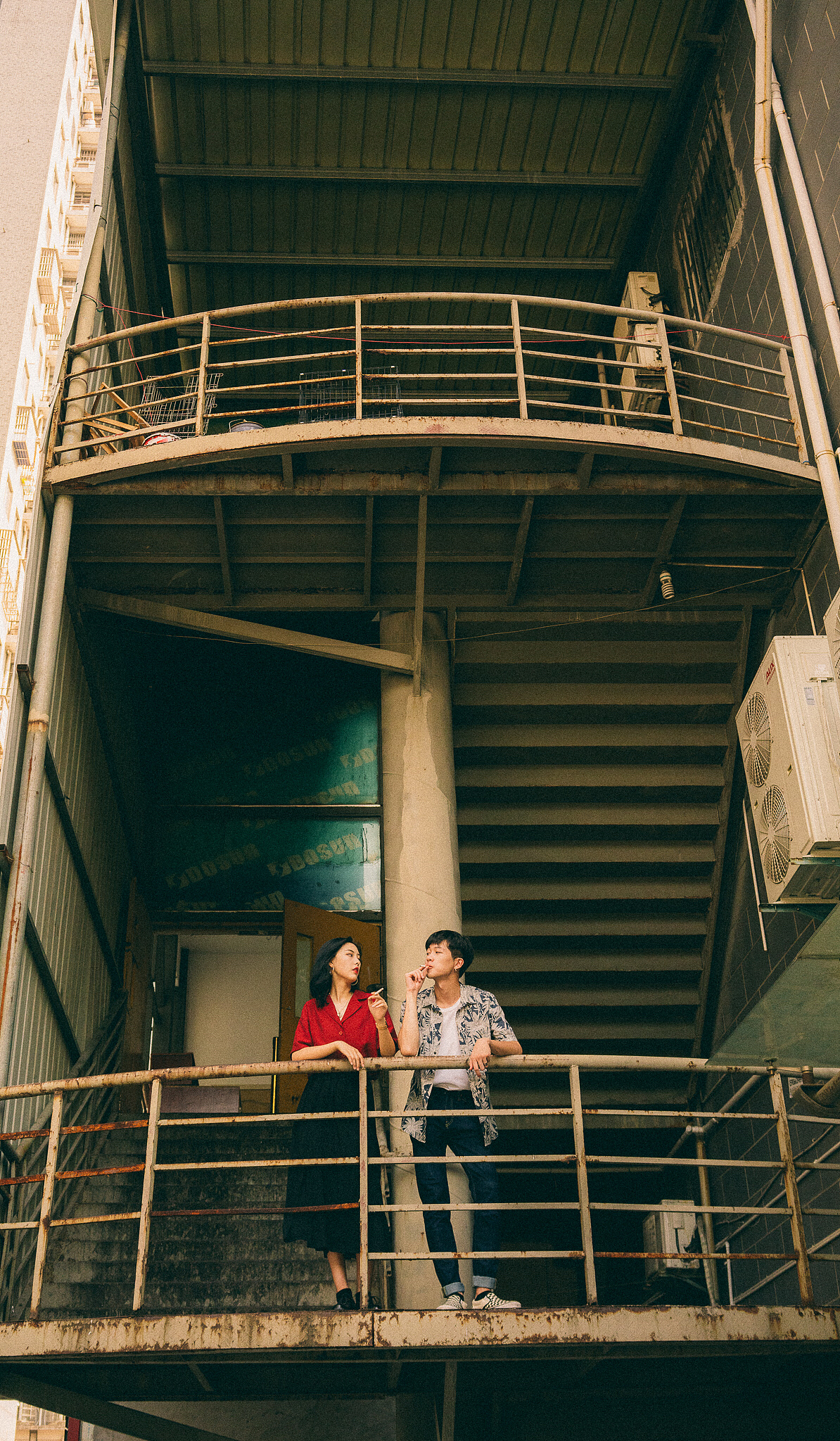 “虽然物以稀为贵，但还是想给你很多很多爱。”（图ZMTI1NTk1MDQ0） - 人像摄影 - 站酷设计师林走心原创素材 - 站酷ZCOOL