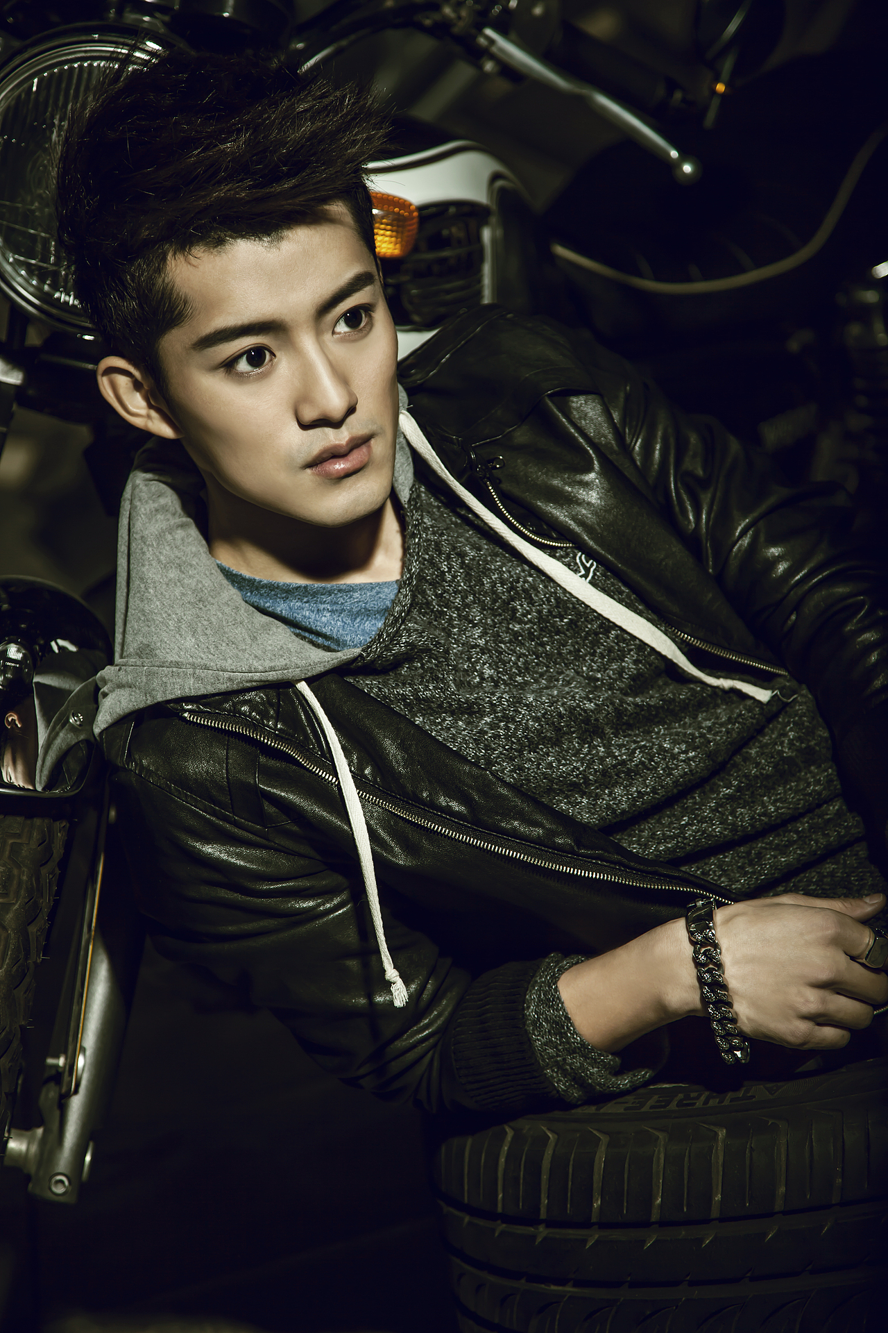 中国著名男演员陈奕龙