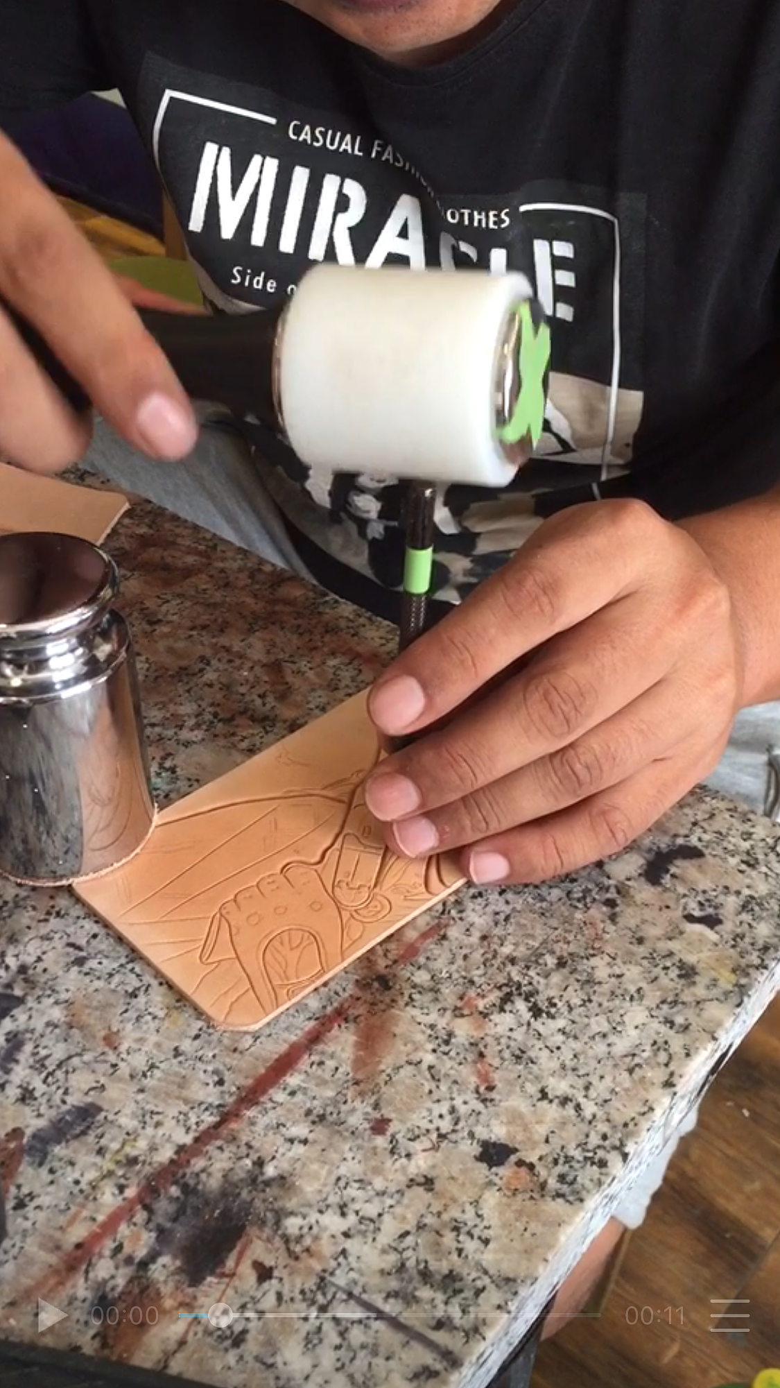 客定西部牛仔皮雕手机壳