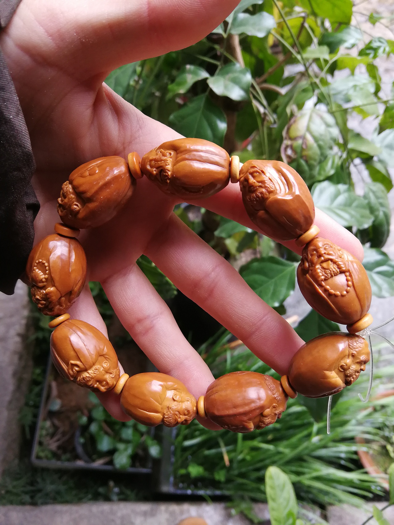 橄榄核的魅力（图ZMTAxOTM0MTIw） - 工艺品设计 - 站酷设计师yqdkys原创素材 - 站酷ZCOOL