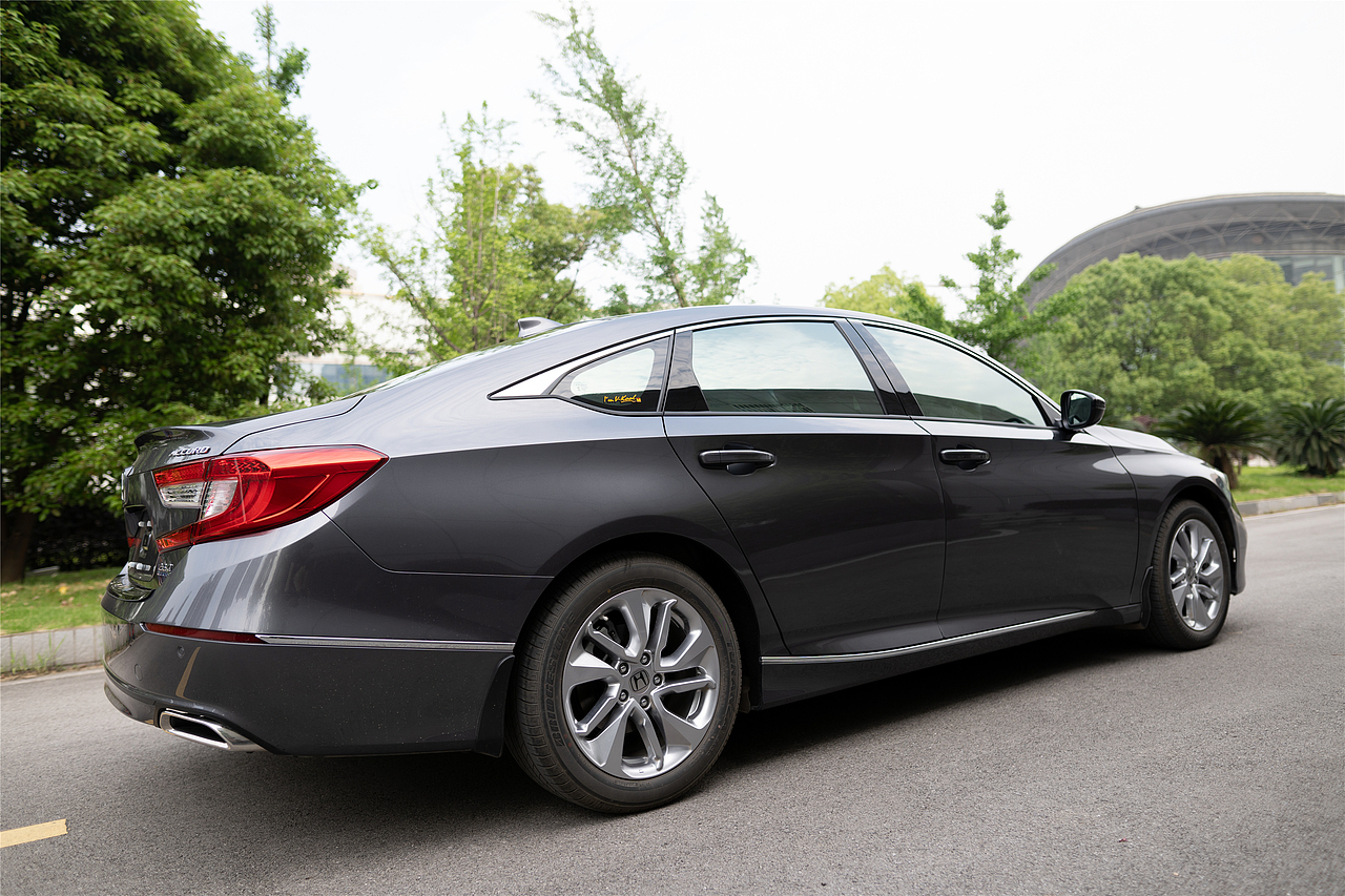 十代雅阁太空银（图ZMTU4MDA5NzEy） - 产品摄影 - 站酷设计师hubo1028原创素材 - 站酷ZCOOL