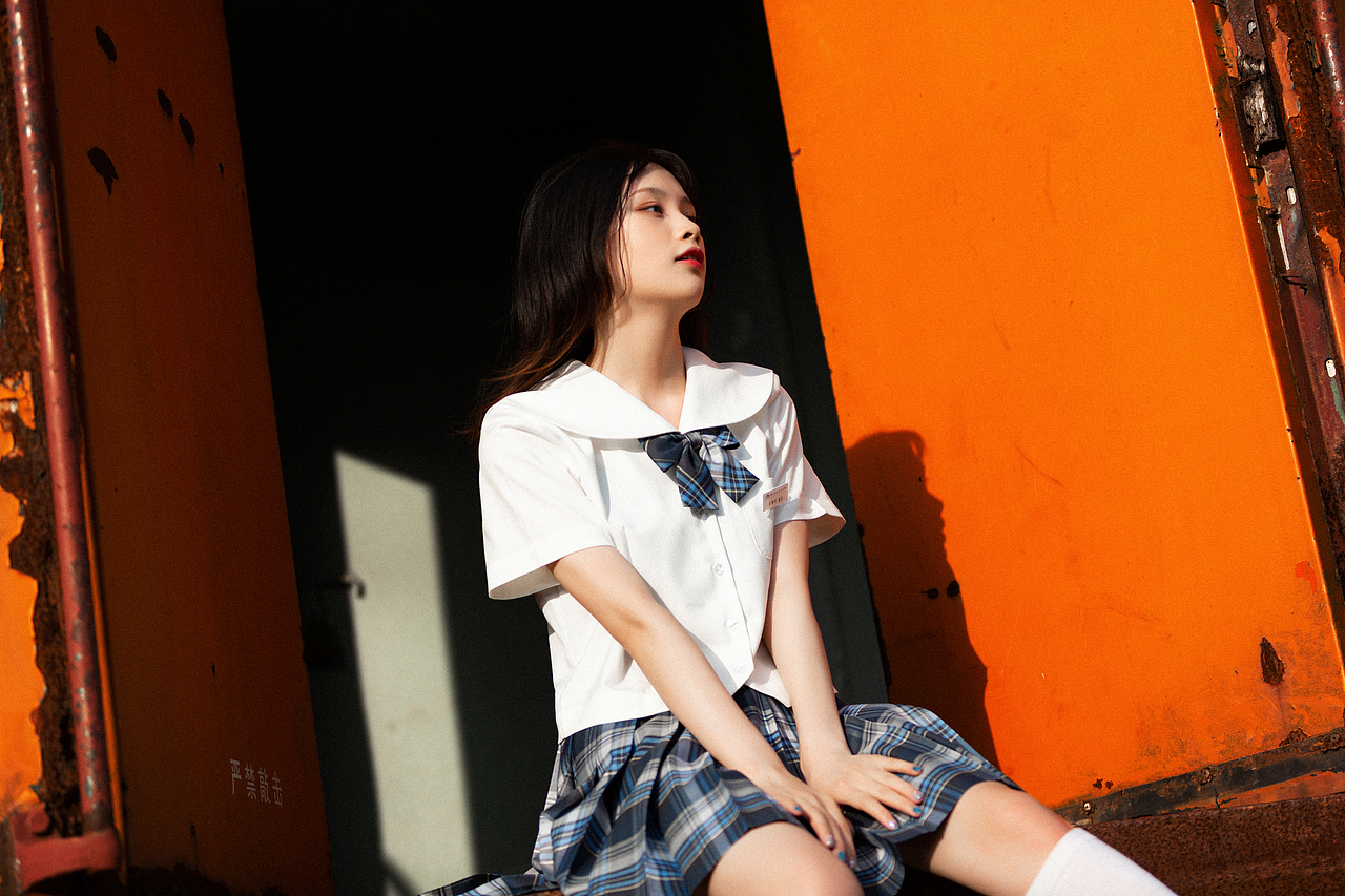 天很高,风很清澈