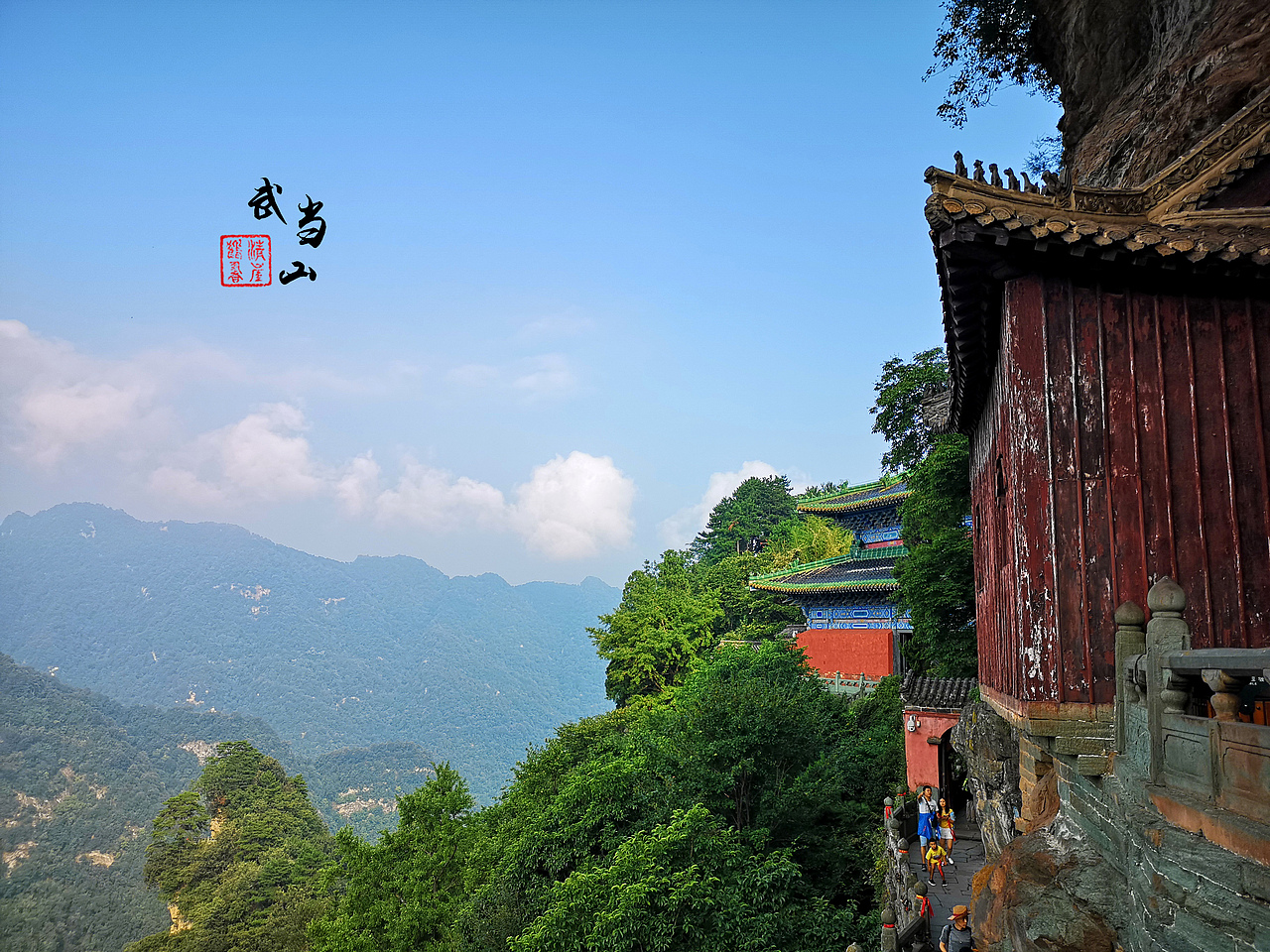 2018摄影作品合集 | 一声惊笛顾白衣