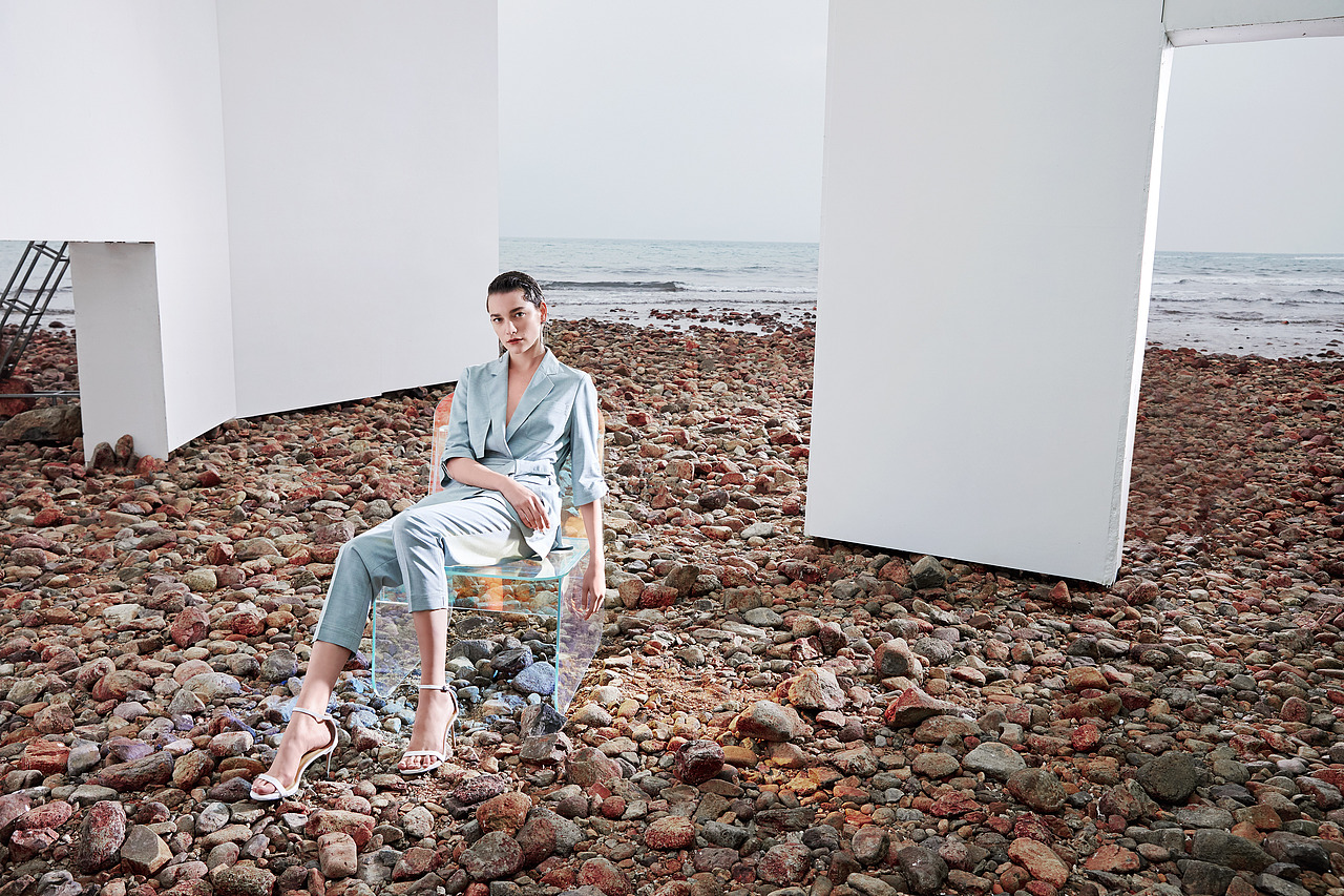 盛装视觉出品：INSUN2020SS机场大片（图ZMjAwMjA1OTc2） - 时尚/艺术摄影 - 站酷设计师盛装视觉原创素材 - 站酷ZCOOL