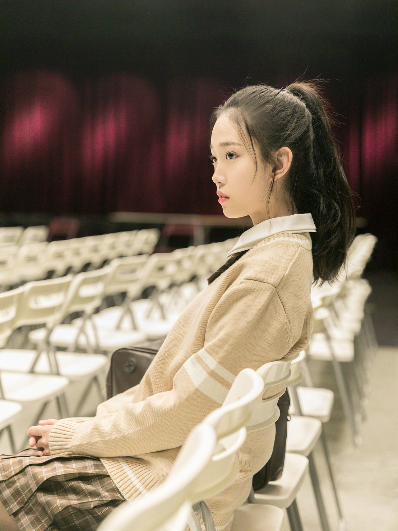 休息一下（图ZMTMyNTQ2MzQ0） - 人像摄影 - 站酷设计师路知一原创素材 - 站酷ZCOOL