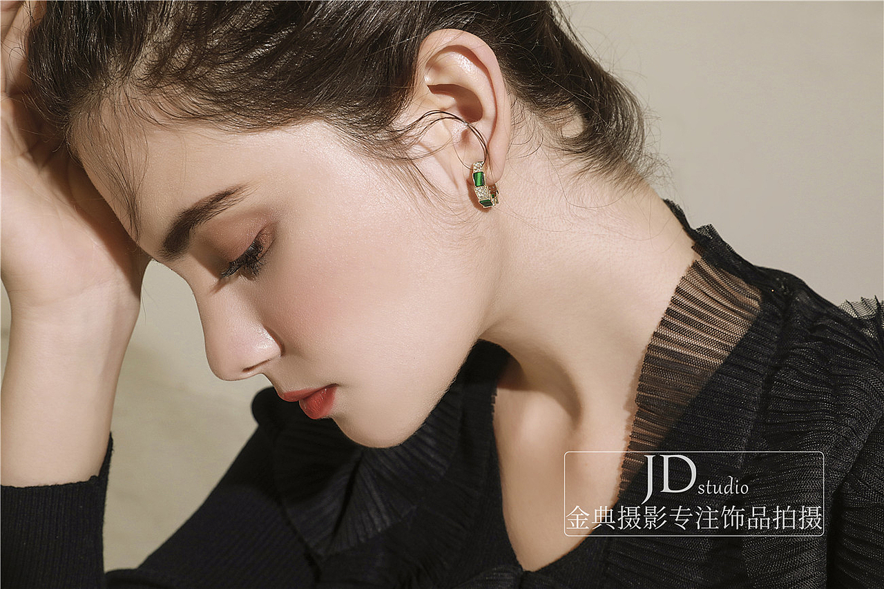 饰品（图ZMjE2NTgyNTk2） - 人像摄影 - 站酷设计师麦图商业摄影原创素材 - 站酷ZCOOL