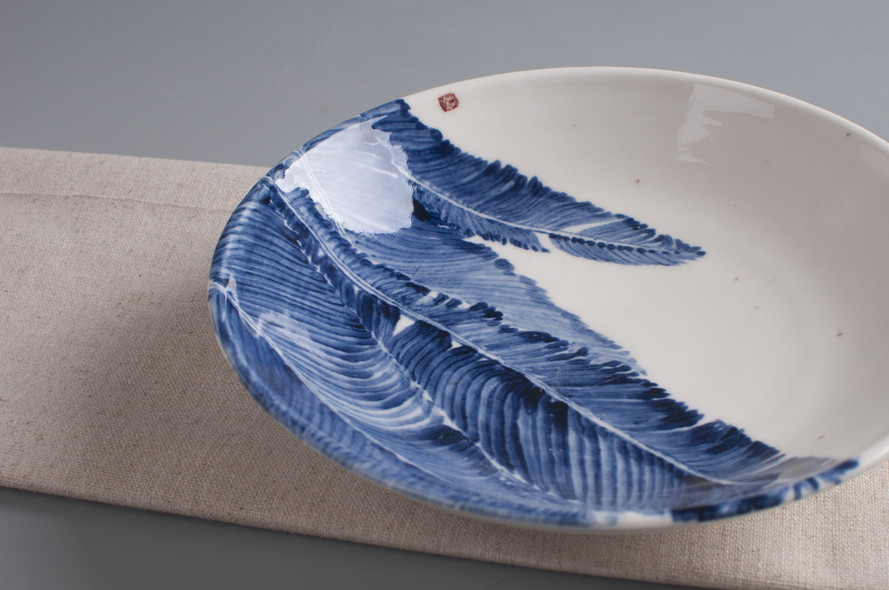 陶艺《芭蕉弄叶》釉下彩 青花果盘