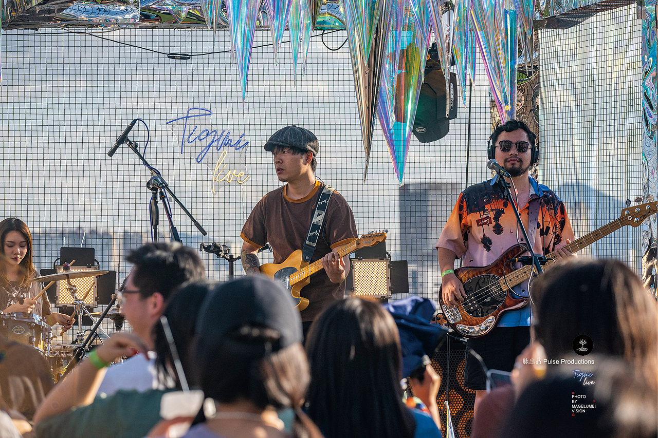 【摄影】Tigmi live原创音乐现场 6月（图ZMzA0MjE4NjM2） - 人文/纪实摄影 - 站酷设计师玛格鲁没原创素材 - 站酷ZCOOL