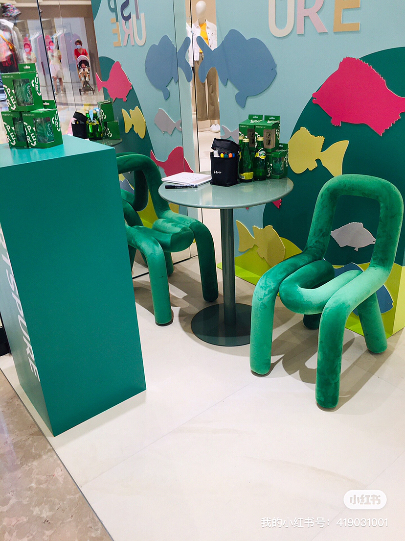 在武汉广场宝姿PURE为顾客画头像杯子（图ZMzMzOTkxNjUy） - 商业插画 - 站酷设计师曾biubiu原创素材 - 站酷ZCOOL