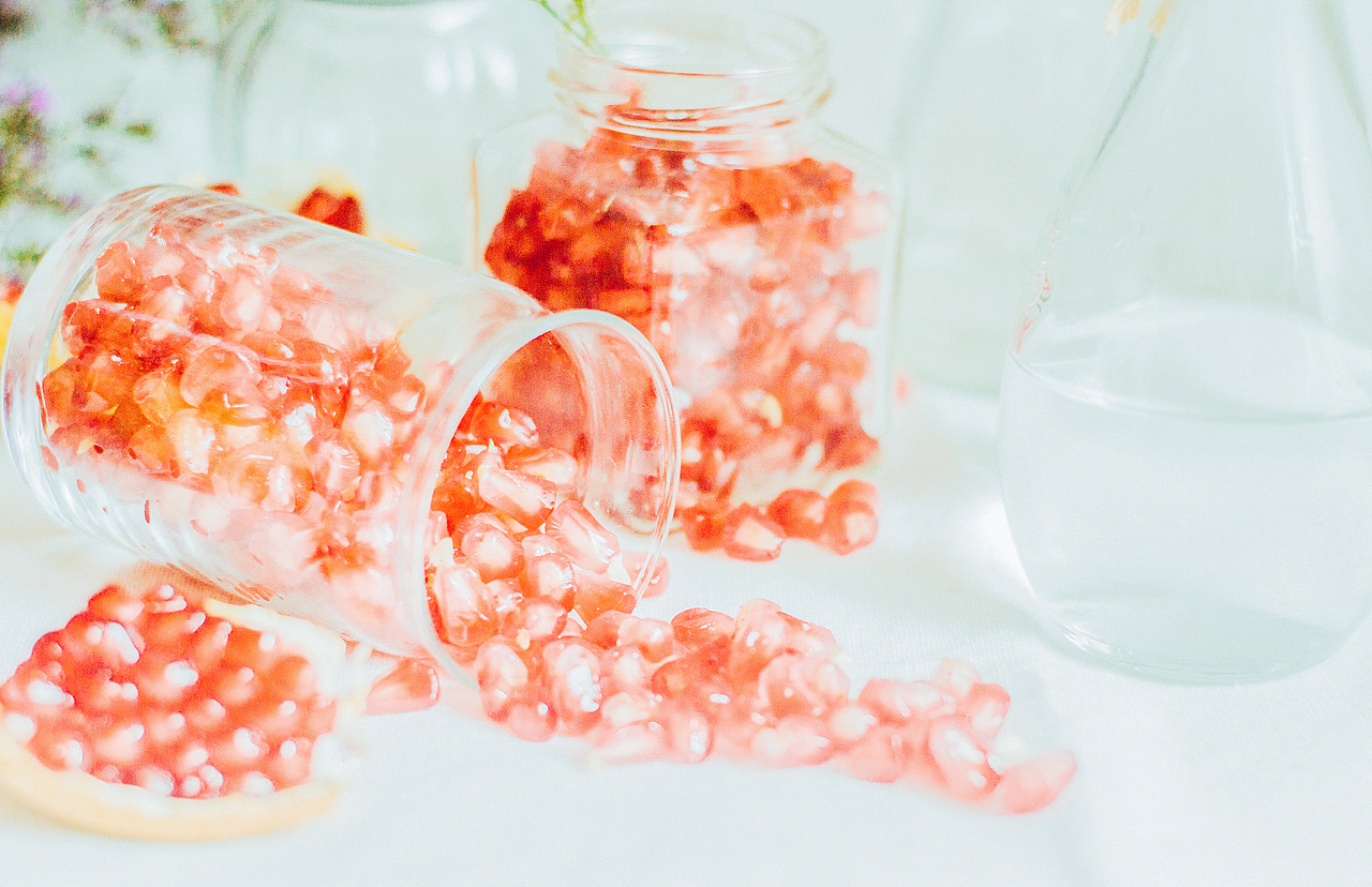 石榴小纪（图ZOTMxMjQ1ODg=） - 产品摄影 - 站酷设计师楠墨原创素材 - 站酷ZCOOL