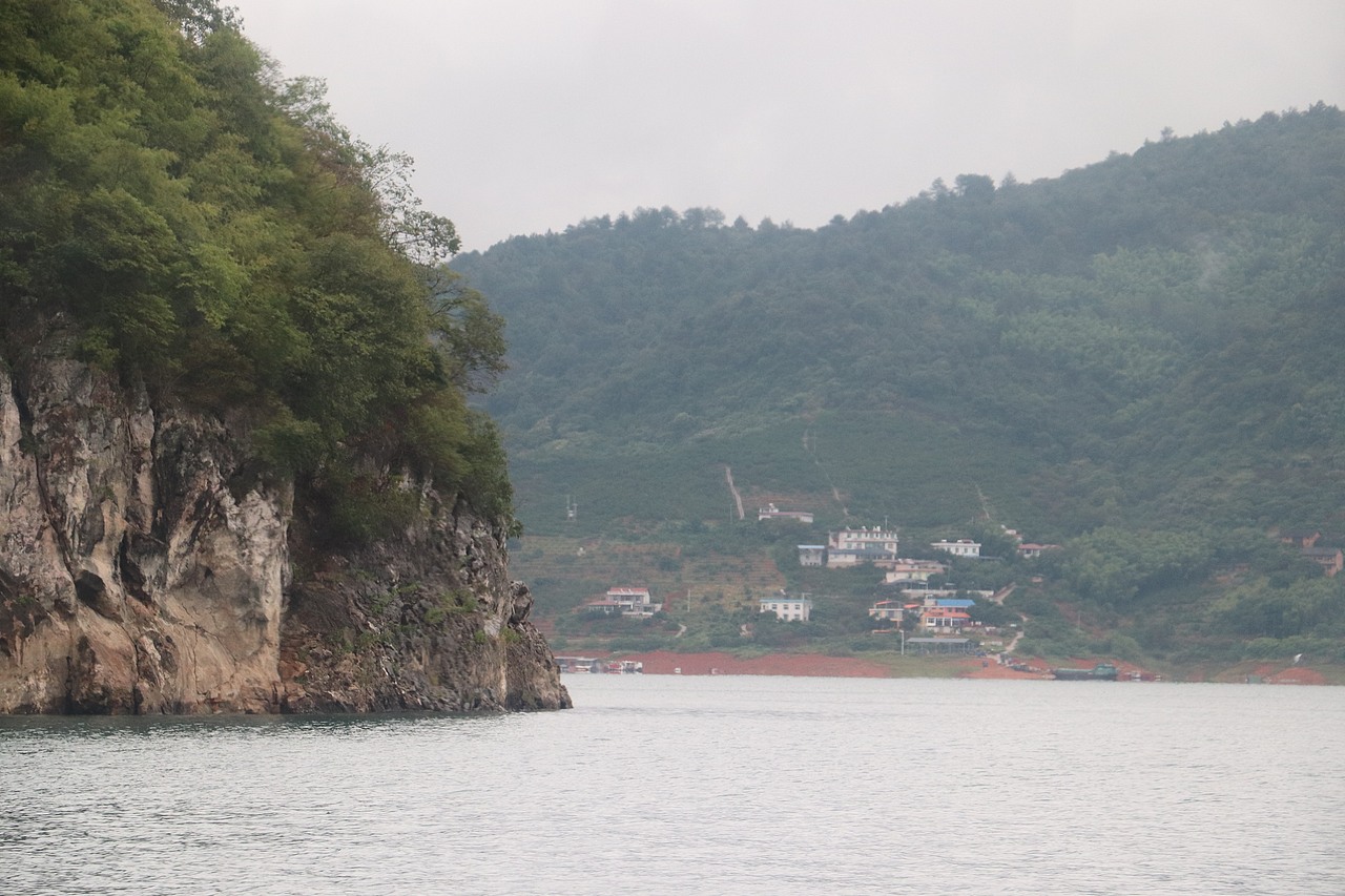 雾漫小东江（图ZMjI2MzE5NDAw） - 风光摄影 - 站酷设计师鞥嗯哼原创素材 - 站酷ZCOOL