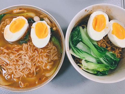 好好生活、好好吃飯（個(gè)人主頁(yè)-ZNDMzNTc4MTI=） - 產(chǎn)品攝影 - 站酷設(shè)計(jì)師藍(lán)而藍(lán)原創(chuàng)素材 - 站酷ZCOOL