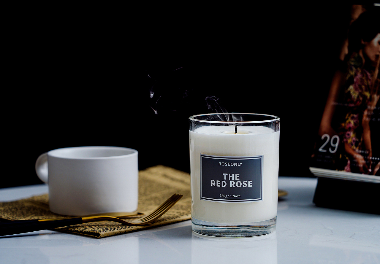 ROSEONLY 七夕香薰蜡烛（图ZMjIyMjE1MTA0） - 产品摄影 - 站酷设计师半个西瓜zzz原创素材 - 站酷ZCOOL