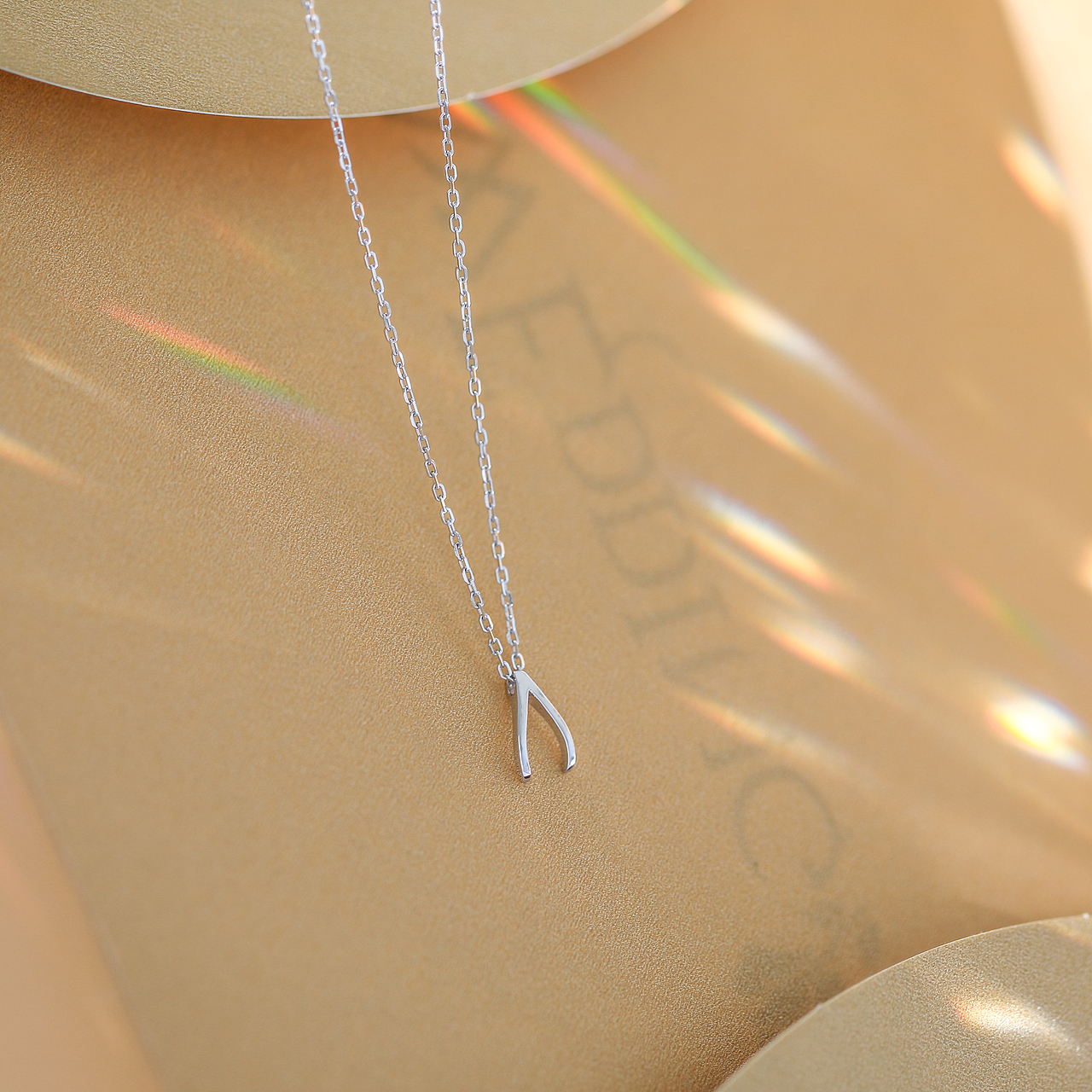 饰品（图ZMTU5ODE3MTM2） - 产品摄影 - 站酷设计师韩东1原创素材 - 站酷ZCOOL