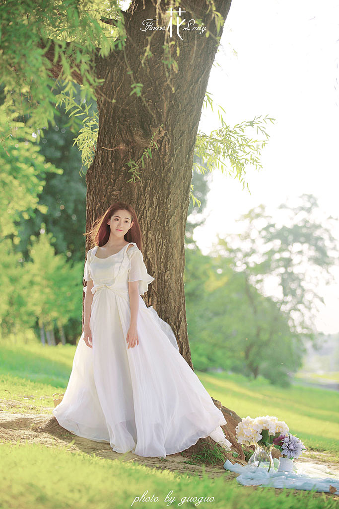 flower lady Ⅳ（图ZMTc5NTYwMTI=） - 人像摄影 - 站酷设计师摄影师蝈蝈小姐原创素材 - 站酷ZCOOL