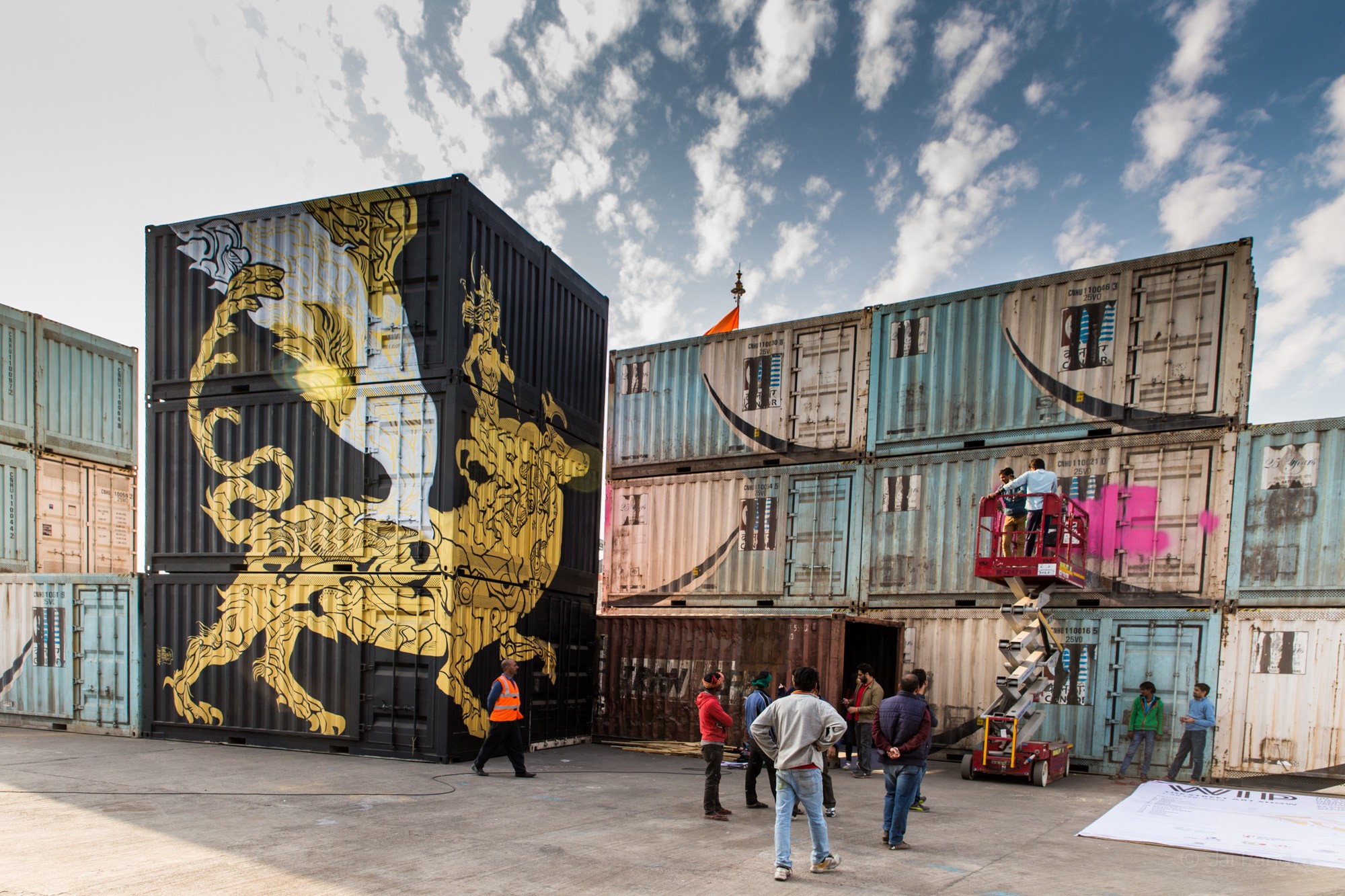 打翻颜料桶,脑洞大开的集装箱涂鸦创意设计|空间-工业/产品-三维|资讯