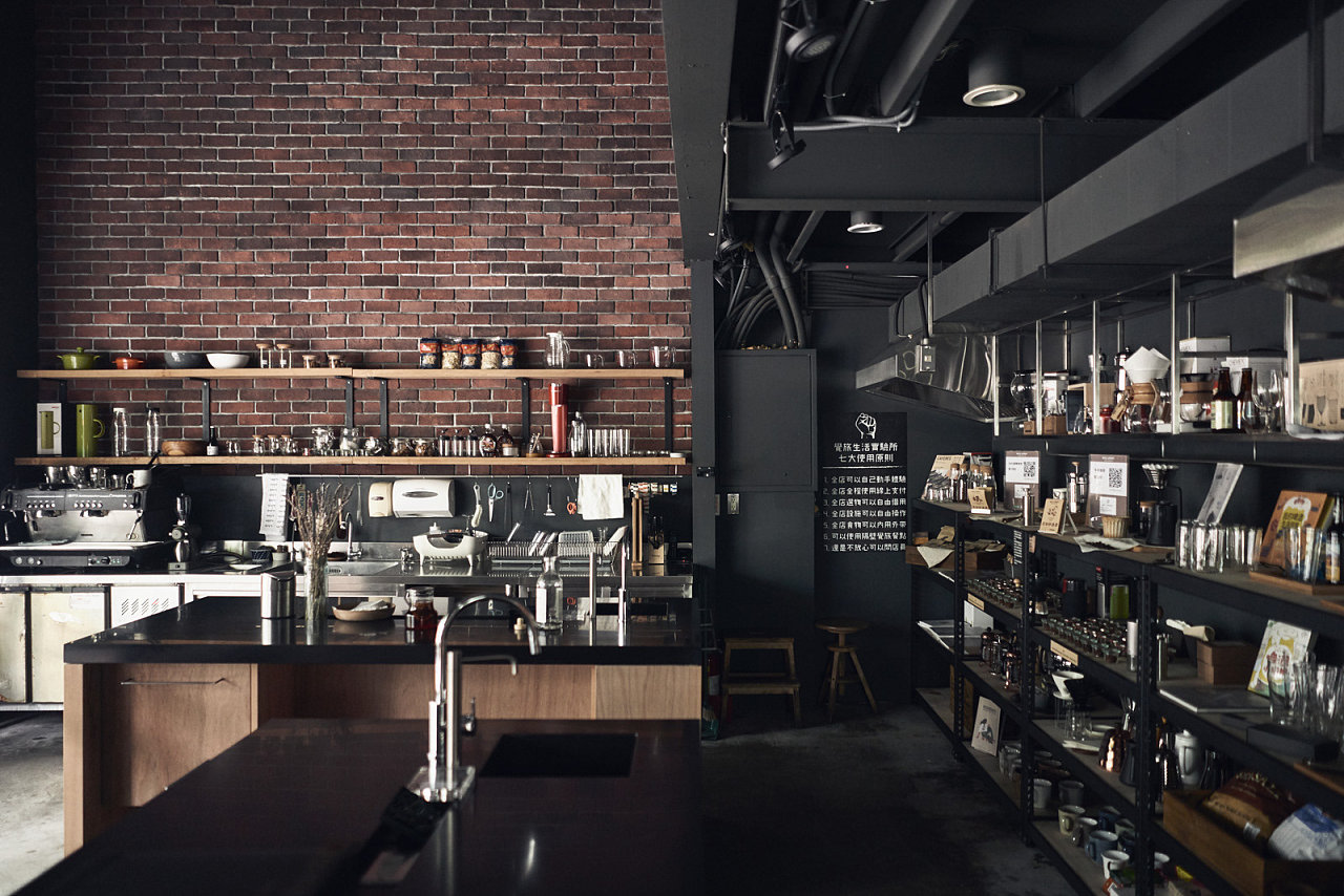 「餐饮设计」简约低调 灵动大气的工业风饮品店