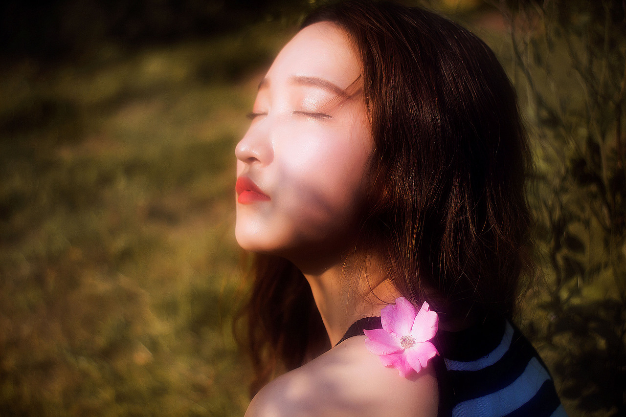 /人心是不待风吹而自落的花/（图ZNTAzMjA5ODQ=） - 人像摄影 - 站酷设计师ClytzePho原创素材 - 站酷ZCOOL