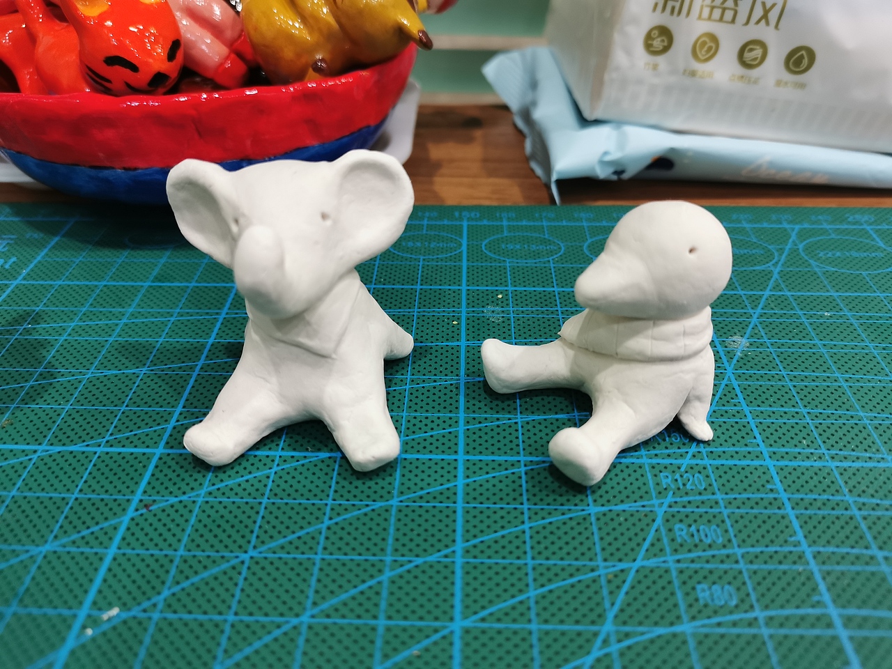 石塑粘土手工动物长颈鹿大象企鹅