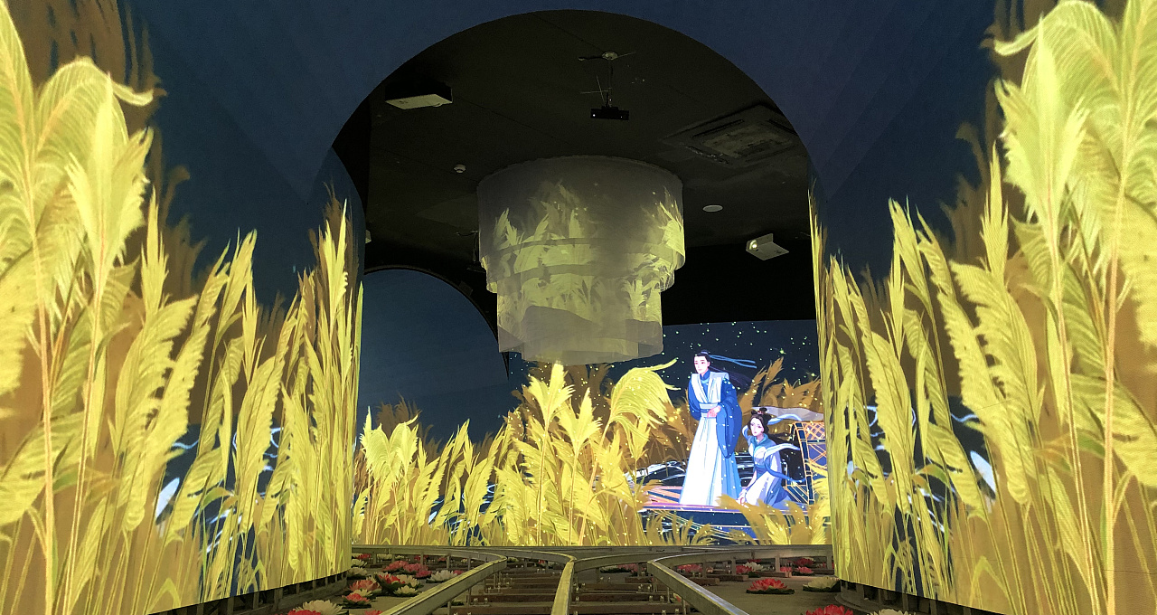 联华鲸选-"半步多"沉浸式互动体验空间