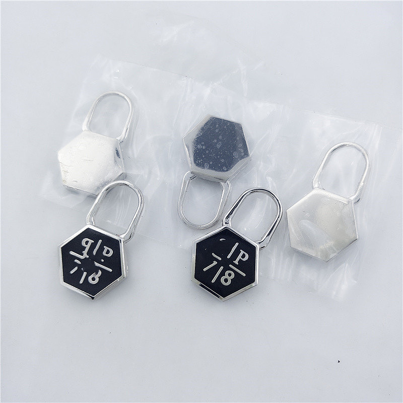 压铸拉头logo皮革拉片订做商标拉攀厂家订制创意拉链头