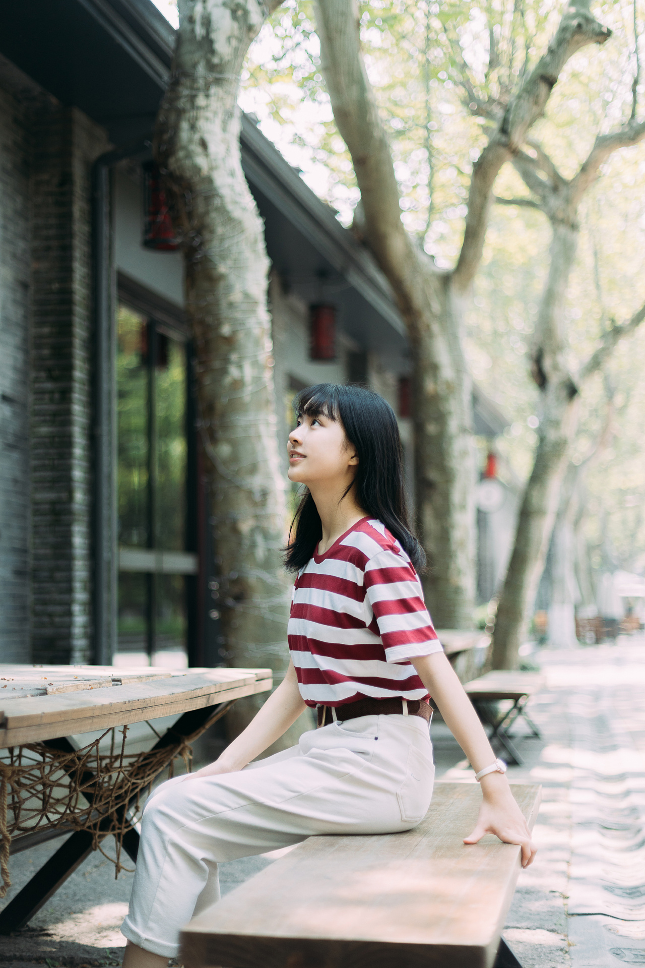 微甜 摄影:洪小漩 出镜:木琴 木琴本人比照片上更好看,这是实话.