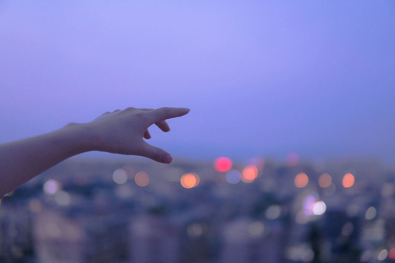 星河滚烫 你是人间理想。