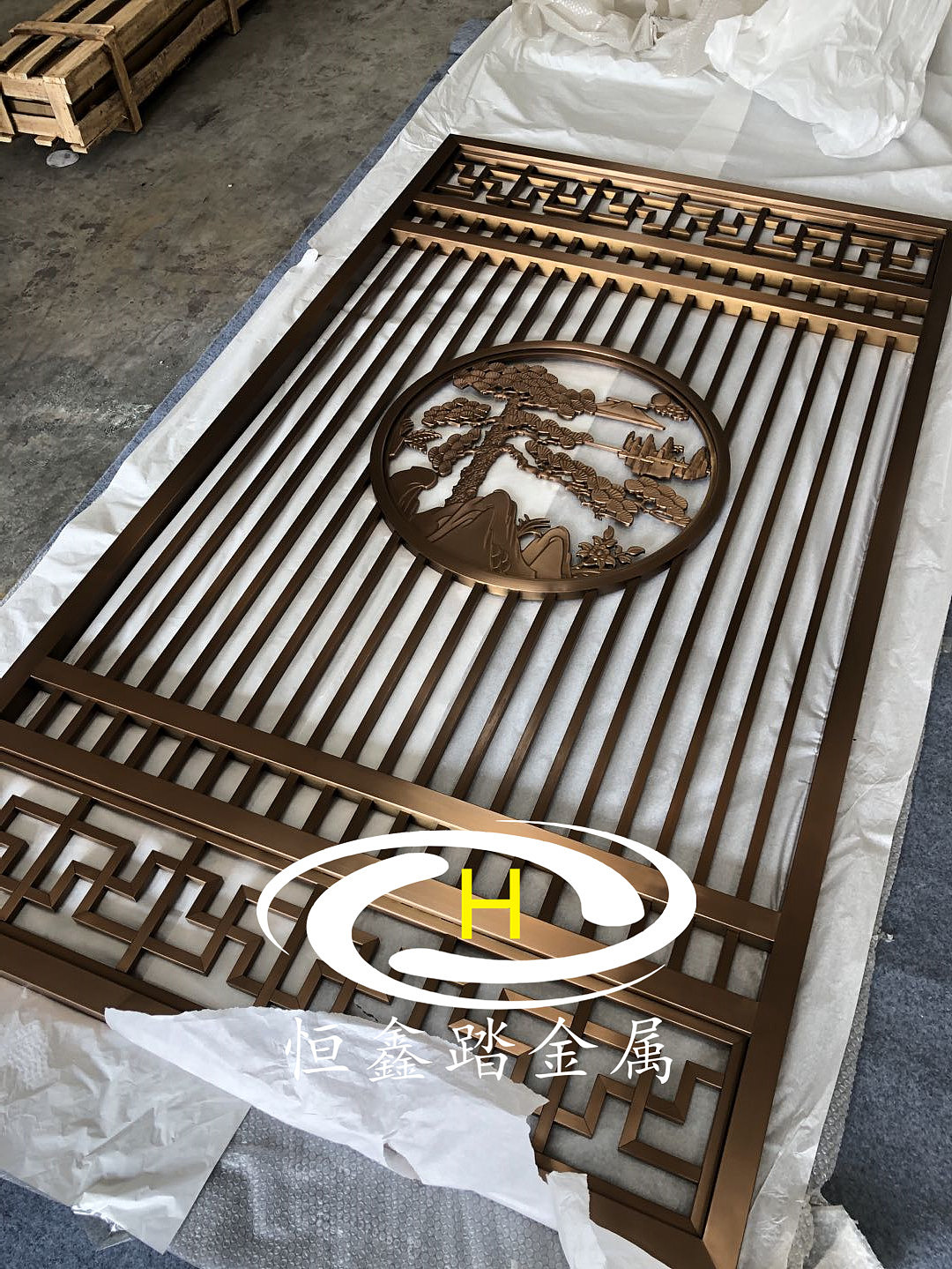 家装进门不锈钢玄关屏风玫瑰金不锈钢屏风的创新和发展