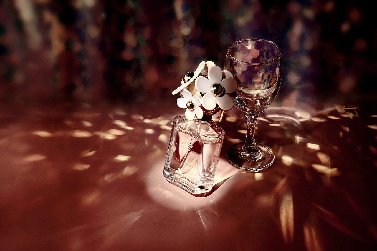 香水摄影（图ZMTg3ODkwMDg0） - 产品摄影 - 站酷设计师乱发艺术家原创素材 - 站酷ZCOOL