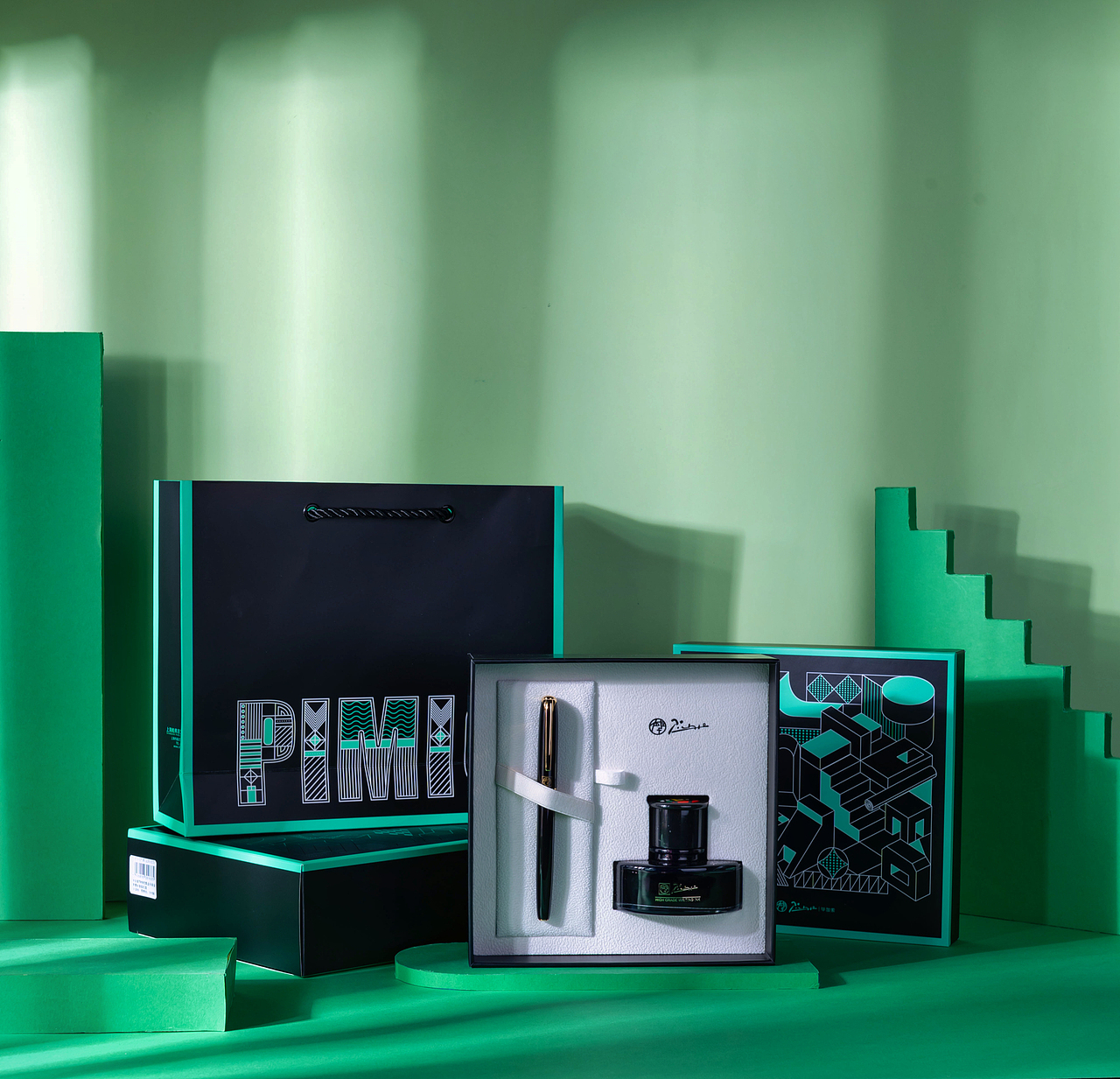 毕加索几何系列钢笔礼盒（图ZMzIyMDI5NjIw） - 生活用品 - 站酷设计师蜜桃丑女原创素材 - 站酷ZCOOL