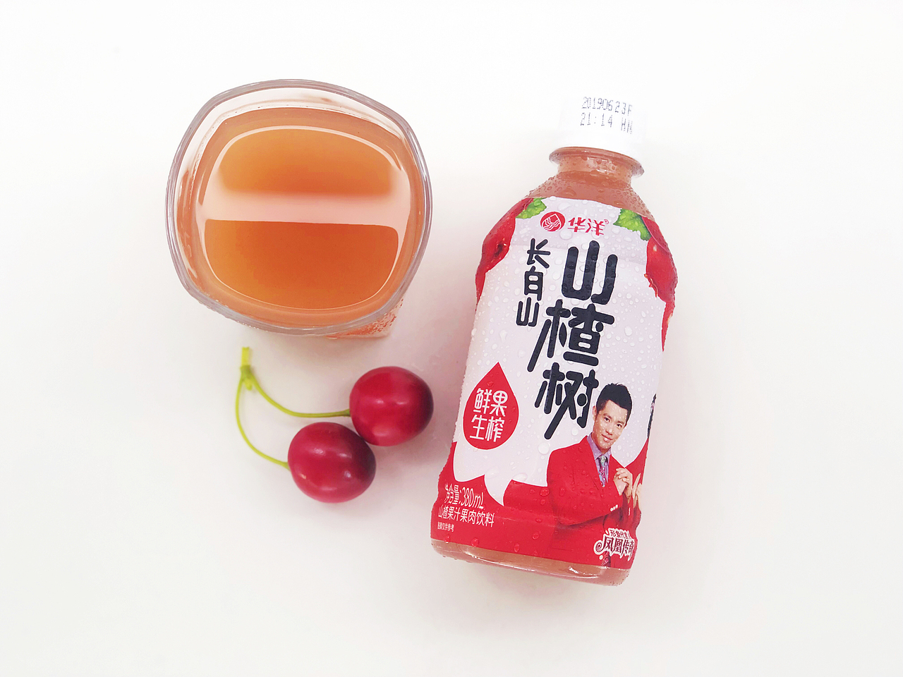 华洋山楂汁饮料 华洋山楂树饮料 华洋山楂饮料 山楂树饮料 山楂饮料 长白山山楂饮料 突破包装推广