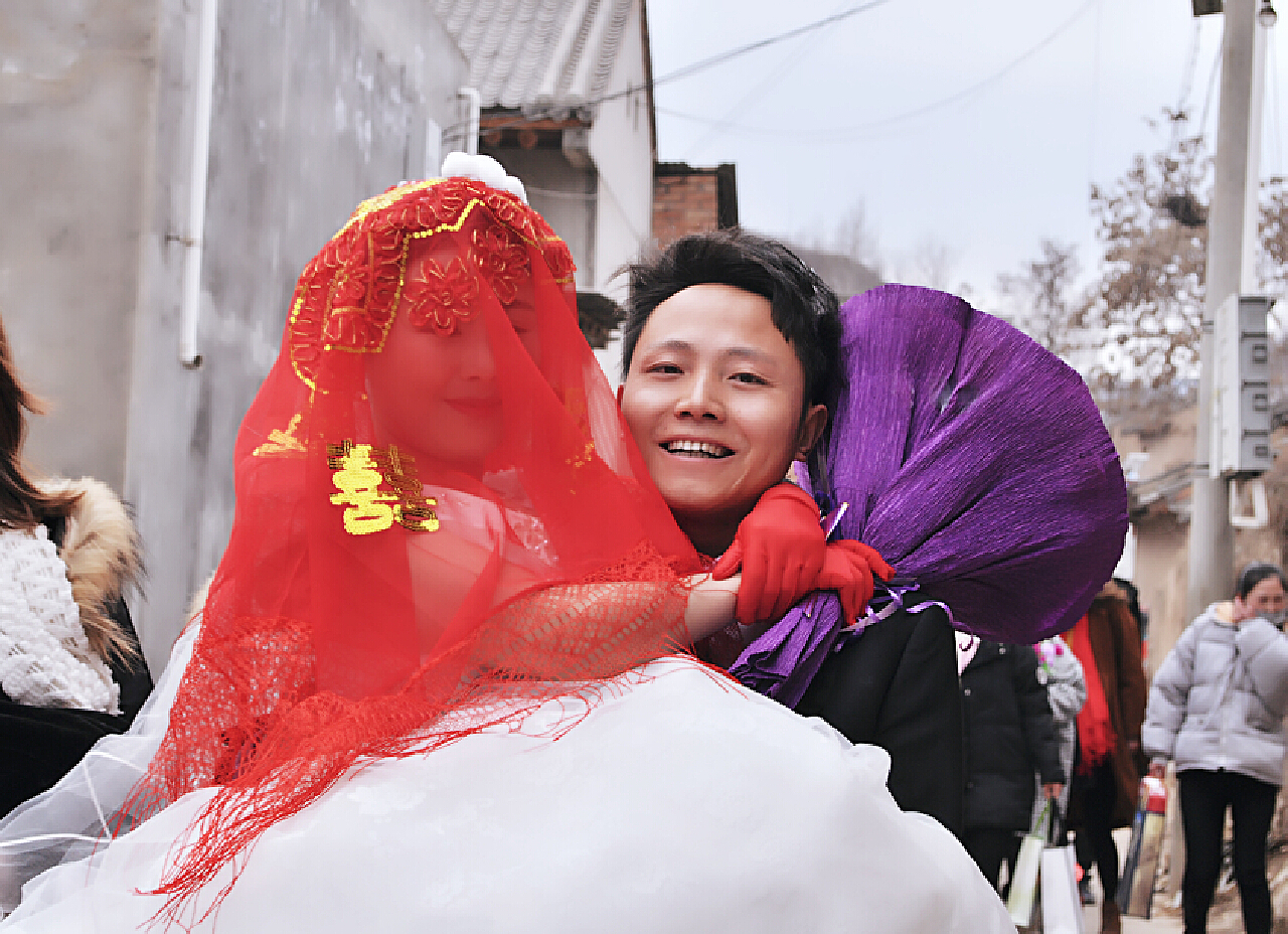 实拍山西运城农村人娶媳妇，10个传统习俗太讲究|结婚|媒人|迎亲_新浪新闻