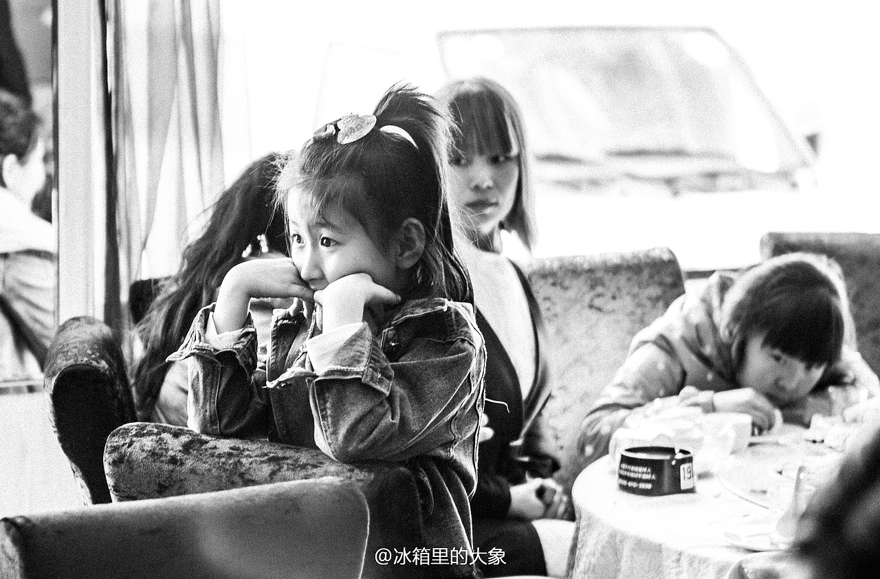 婚礼往往决定是看婚礼的人的命运。（图ZNDYyOTA0Mjg=） - 人文/纪实摄影 - 站酷设计师冰箱里的大象ps原创素材 - 站酷ZCOOL