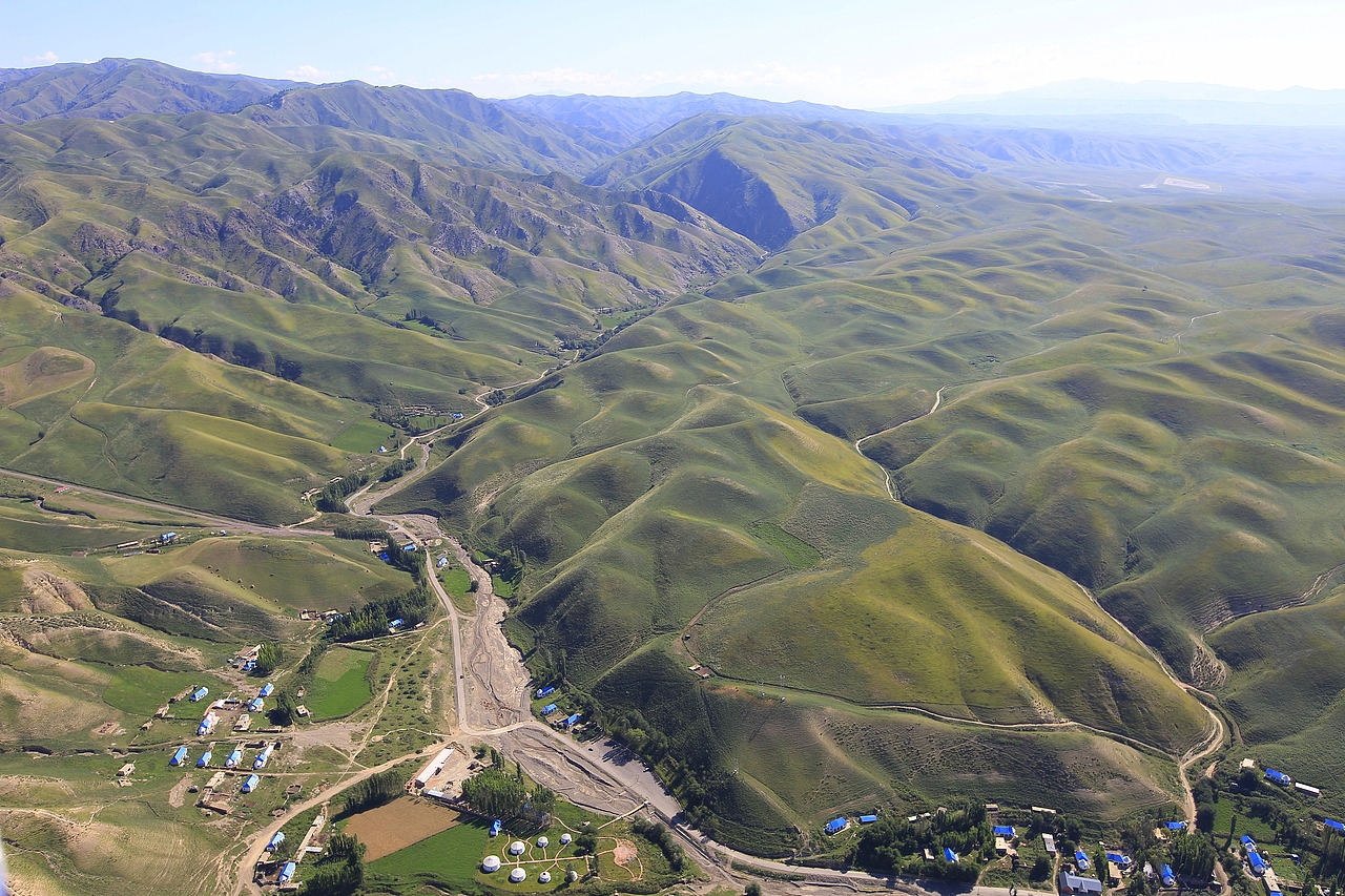 新疆伊犁航拍（图ZMTM3NDIzMzIw） - 风光摄影 - 站酷设计师秦南人摄影原创素材 - 站酷ZCOOL