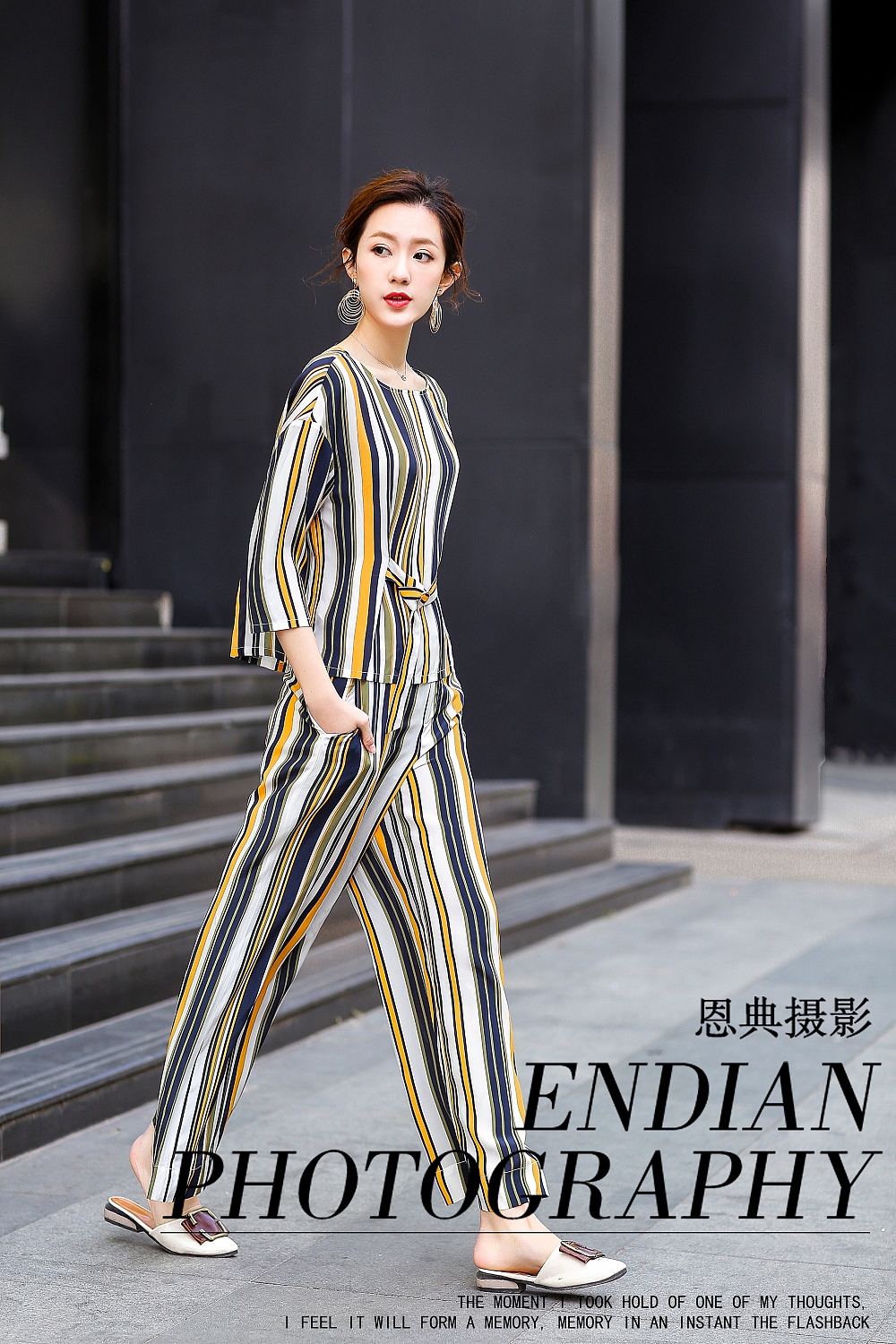 户外服装摄影女装拍摄作品（图ZMTAxODIwOTc2） - 人像摄影 - 站酷设计师恩典摄影有限公司原创素材 - 站酷ZCOOL