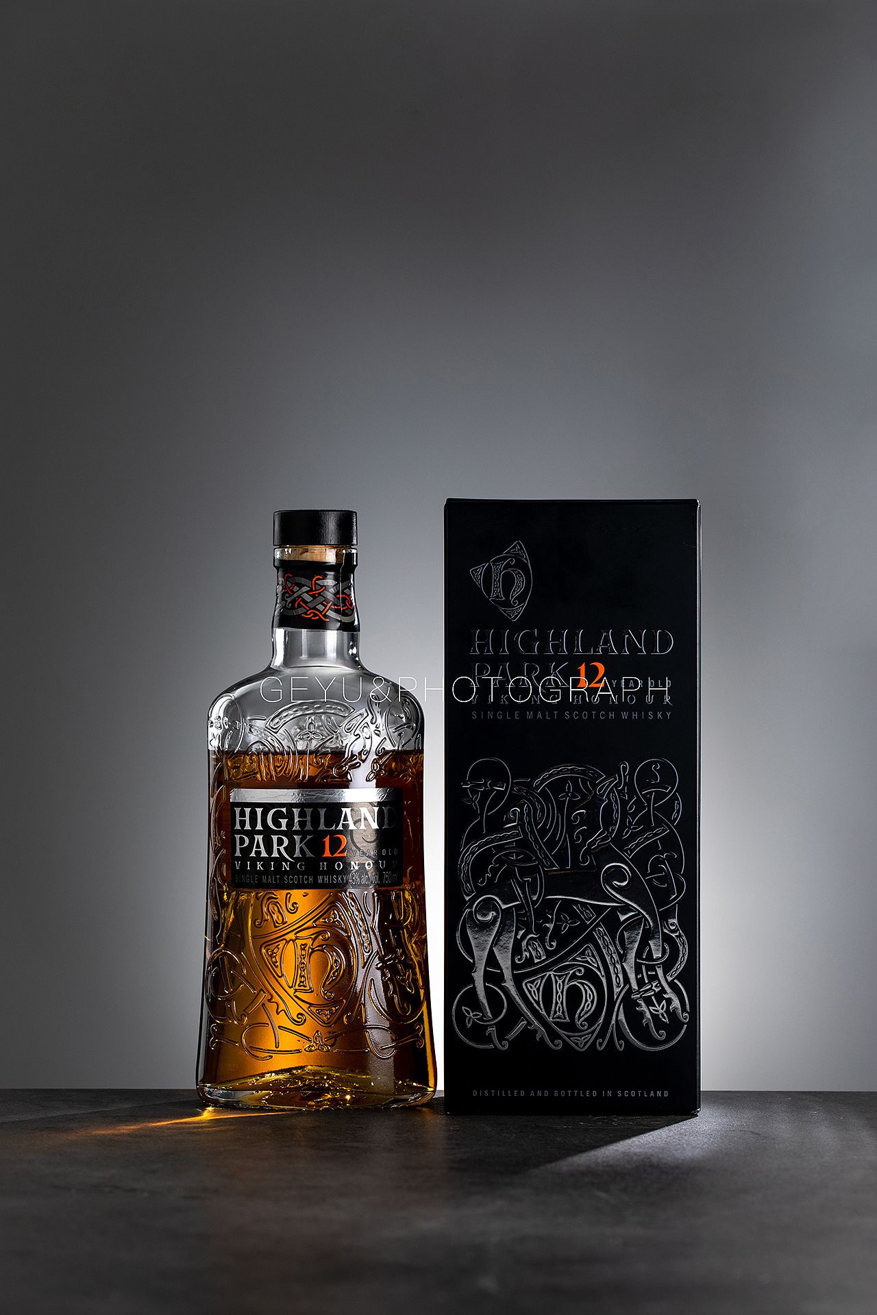 一波威士忌拍摄（图ZMTU3NzYwODcy） - 产品摄影 - 站酷设计师贰拾肆度摄影原创素材 - 站酷ZCOOL