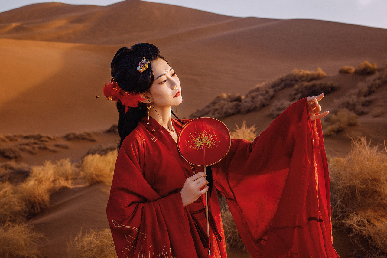 漠上行（图ZMTU1NDMwMTg0） - 人像摄影 - 站酷设计师若寒Rock原创素材 - 站酷ZCOOL