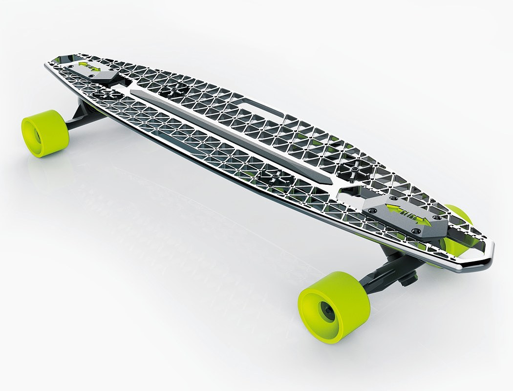 这块滑板用的材料少于一半,但强度是原来的两倍多