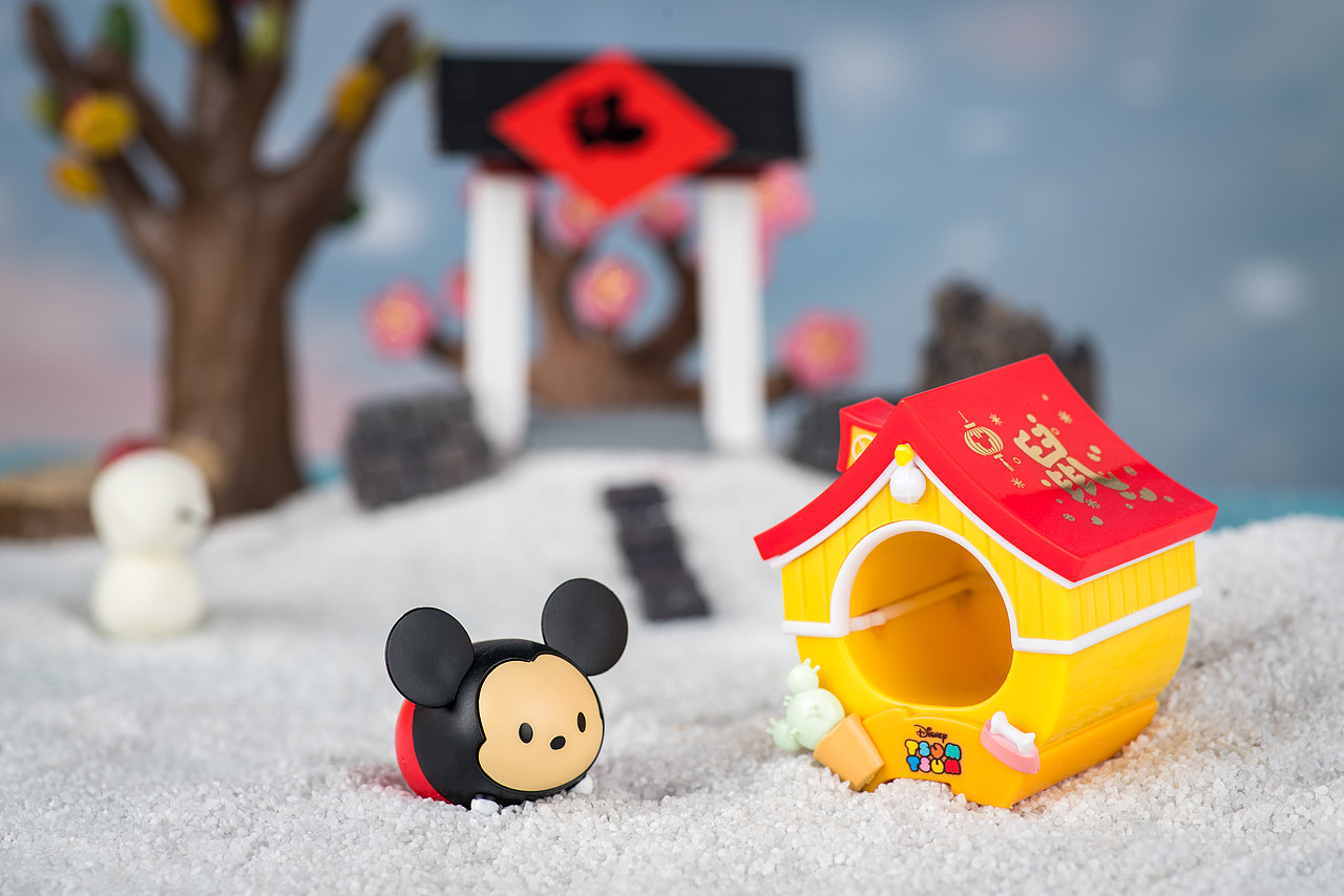 TSUM TSUM迪士尼松松新年系列盲盒拍摄（仅拍摄）（图ZMTg3Mjg4MDM2） - 产品摄影 - 站酷设计师SIMONTOYS原创素材 - 站酷ZCOOL