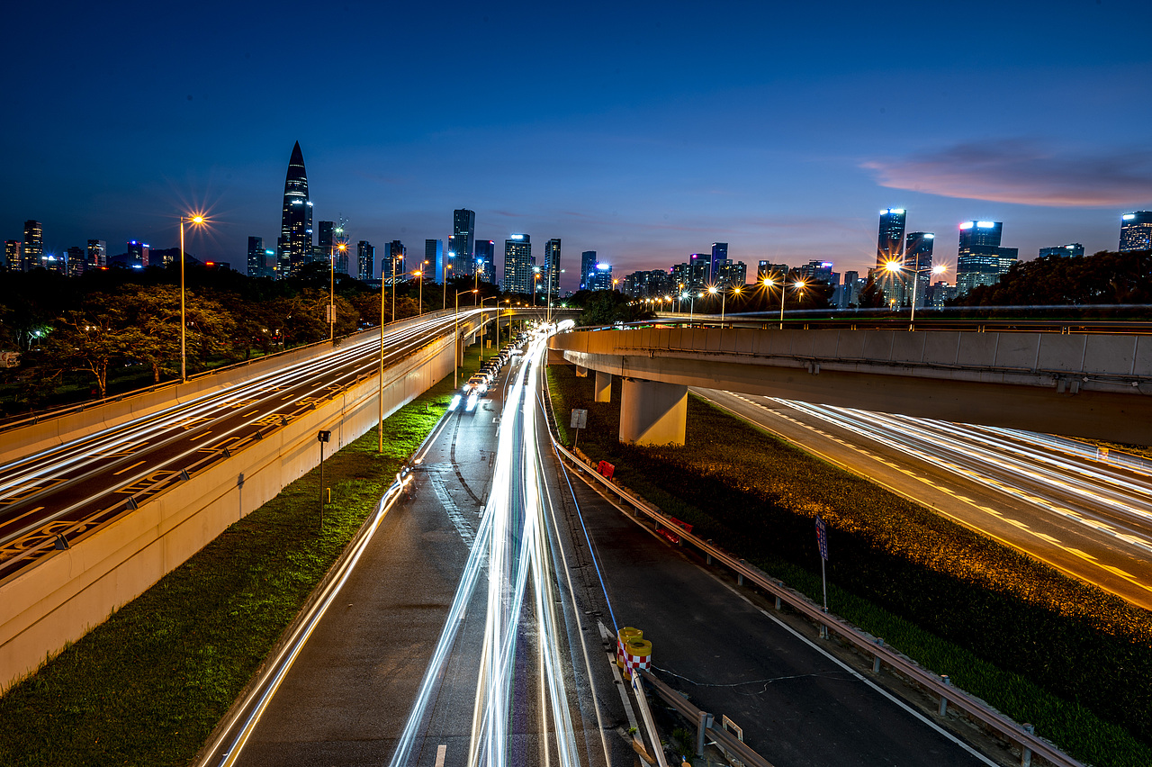 车水马龙的深圳