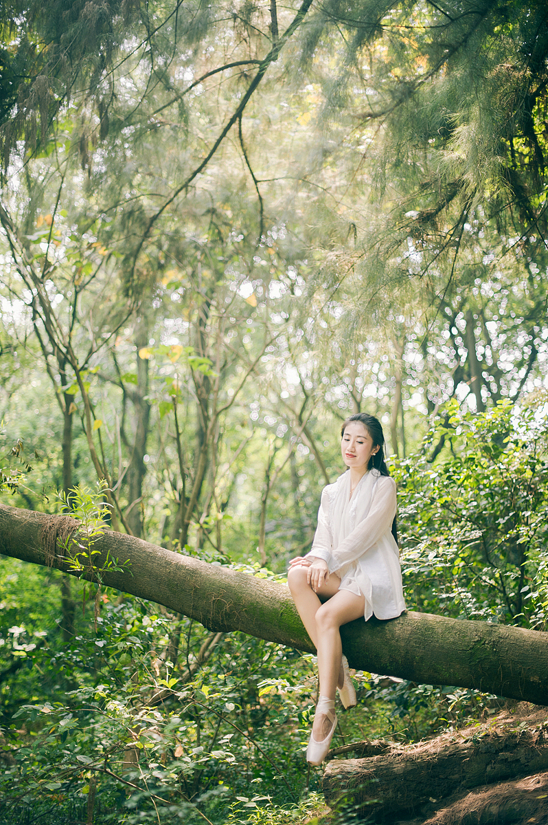 森林里的舞精灵.（图ZNTYwODU1NDg=） - 人像摄影 - 站酷设计师Ming杨原创素材 - 站酷ZCOOL