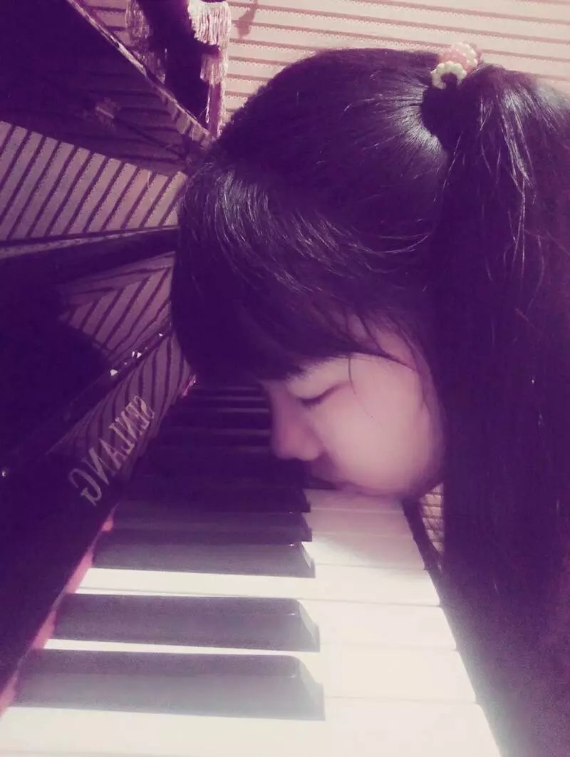 崔詩柔的個(gè)人主頁（封面預(yù)覽） - 主頁封面設(shè)置 - 站酷設(shè)計(jì)師崔詩柔原創(chuàng)素材 - 站酷ZCOOL