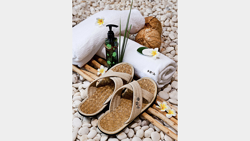 步雲山温泉粉-869（大连）设计学校（图ZMTE2ODA4MjQw） - 品牌 - 站酷设计师MSY9原创素材 - 站酷ZCOOL