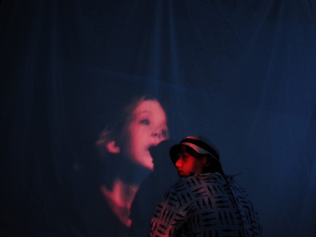 一个下午都和有趣的人在一起