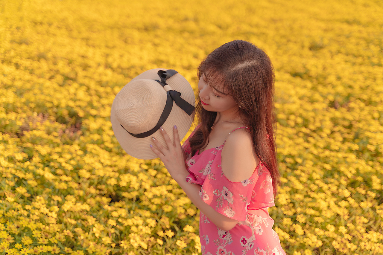 花海（图ZMTgxNTk4NzUy） - 人像摄影 - 站酷设计师Lianda达原创素材 - 站酷ZCOOL